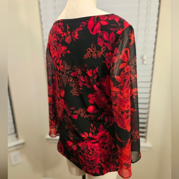 North Style Floral Blouse Small - Picture 4 of 6